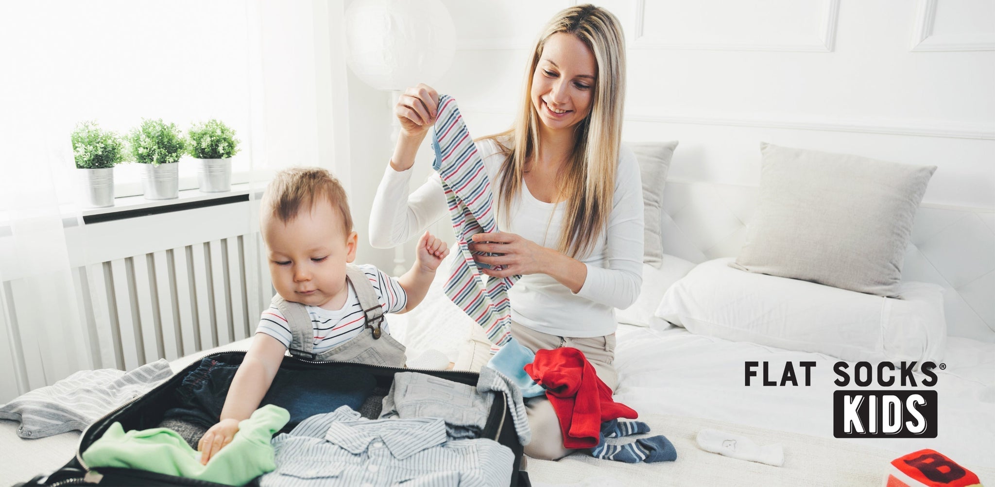 A Family-Friendly Guide to Packing Light this Summer by FLAT SOCKS Kids